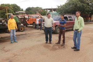 El alcalde Pedro Loreto dijo que seguirán con la rehabilitación de la vialidad en 12 de octubre