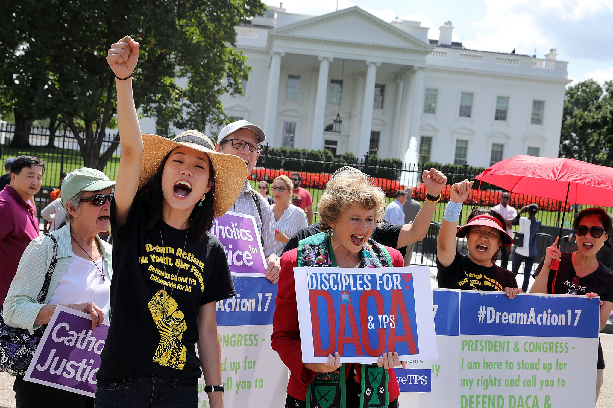 El proyecto DACA (Acción Diferida para los Llegados en la Infancia) fue impulsado en 2012 por el ex presidente, Barack Obama, 